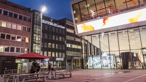Fassade der Unterkunft – Abend/Nacht