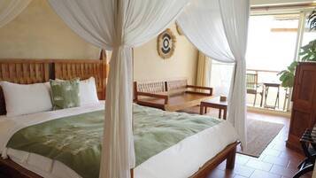 Cozy Double Room Sea View(For 2 adults only) | Down comforters, individually decorated, desk, blackout drapes