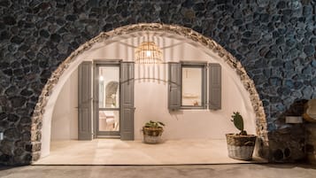 Apoplous Suite by K&K with Exterior Hot Tub | 1 bedroom, premium bedding, minibar, in-room safe