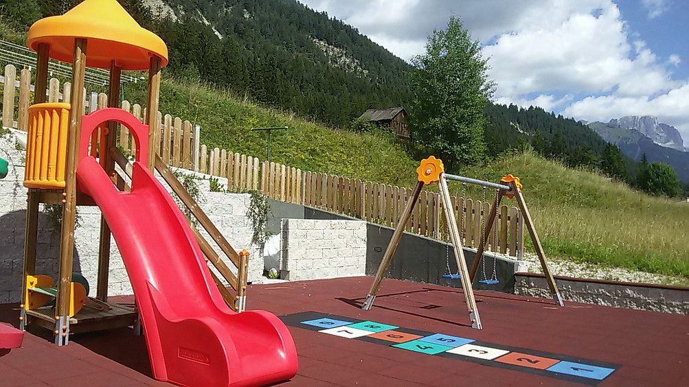 children’s play area – outdoor