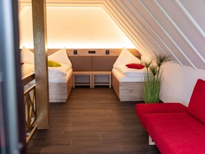 Desk, free cots/infant beds, free WiFi - Gasthof Spelsberg (Altena)