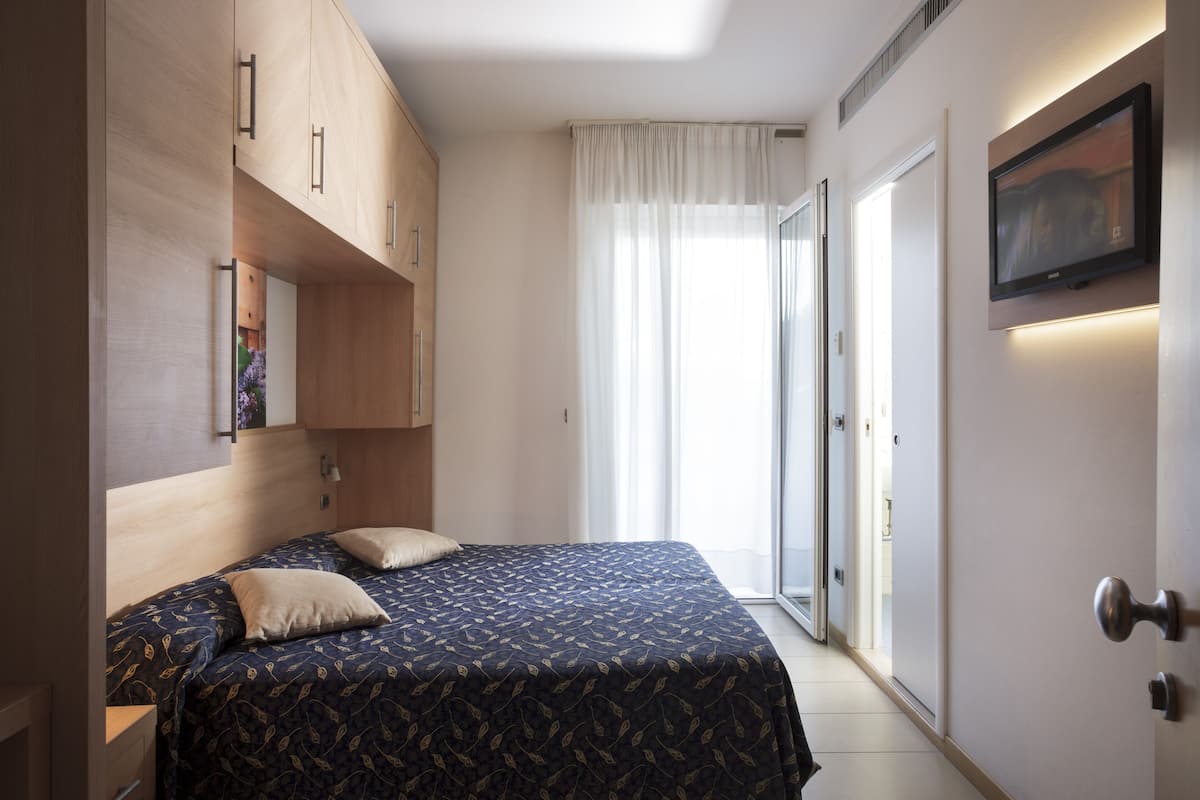 Standard Double or Twin Room | Premium bedding, in-room safe, individually decorated