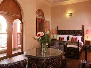 Suite, Private Bathroom (Royale) | Premium bedding, in-room safe, desk, soundproofing - Riad Jnane Jdid (Marrakech)