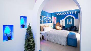 Superior Double Room, Hot Tub (" - B - ") | Blackout drapes, WiFi (free), individually decorated
