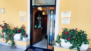 Reception - Stranamore (Rome)