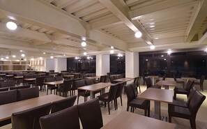 Desayuno continental incluido todos los días 