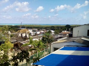 Private Studio Apartment, Beach View (5) | Vue de la chambre