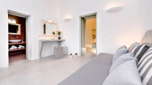 Villa 1 bedroom (Alia) | Living area - Nereids Villa Santorini (Santorini)