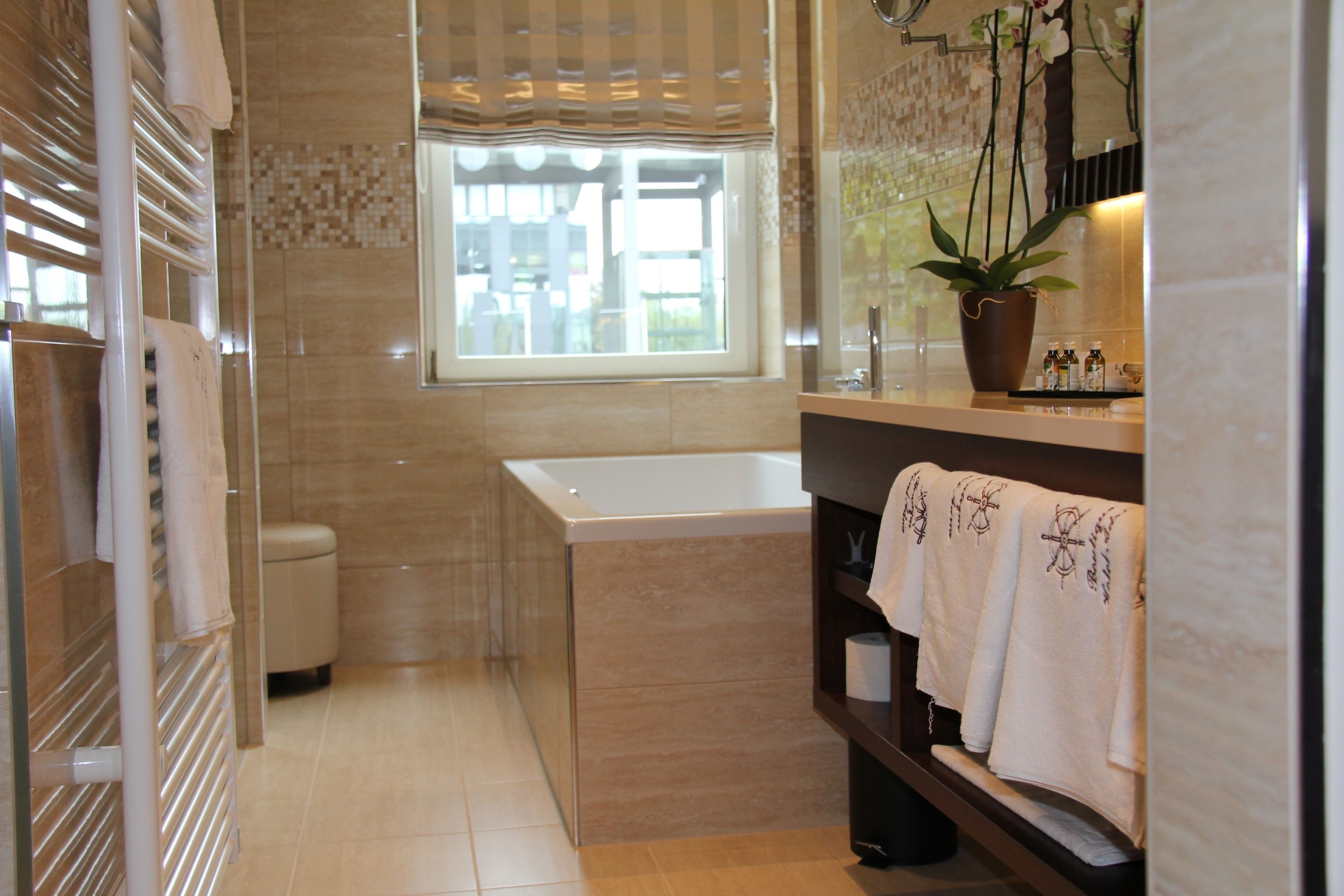suite | bathroom | shower, slippers, towels