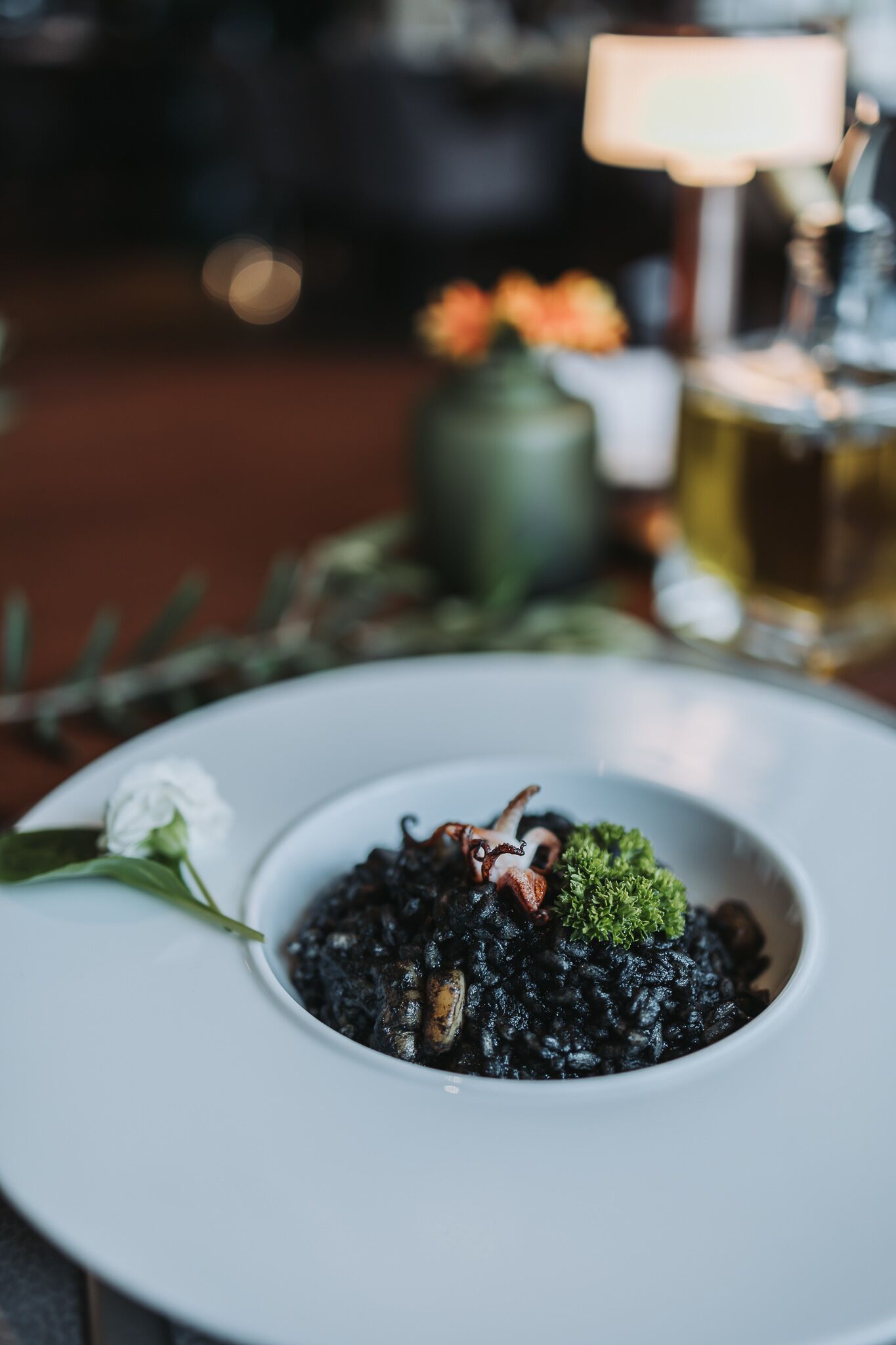 lunch and dinner served