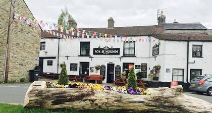 Fox & Hounds Inn