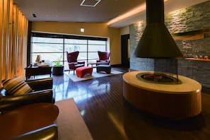 Body treatments, aromatherapy, facials