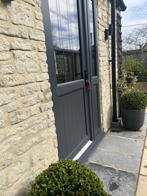 Exterior - Priory Tearooms Burford With Rooms (Burford)