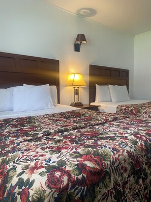 Setrika/meja setrika dan Wi-Fi gratis