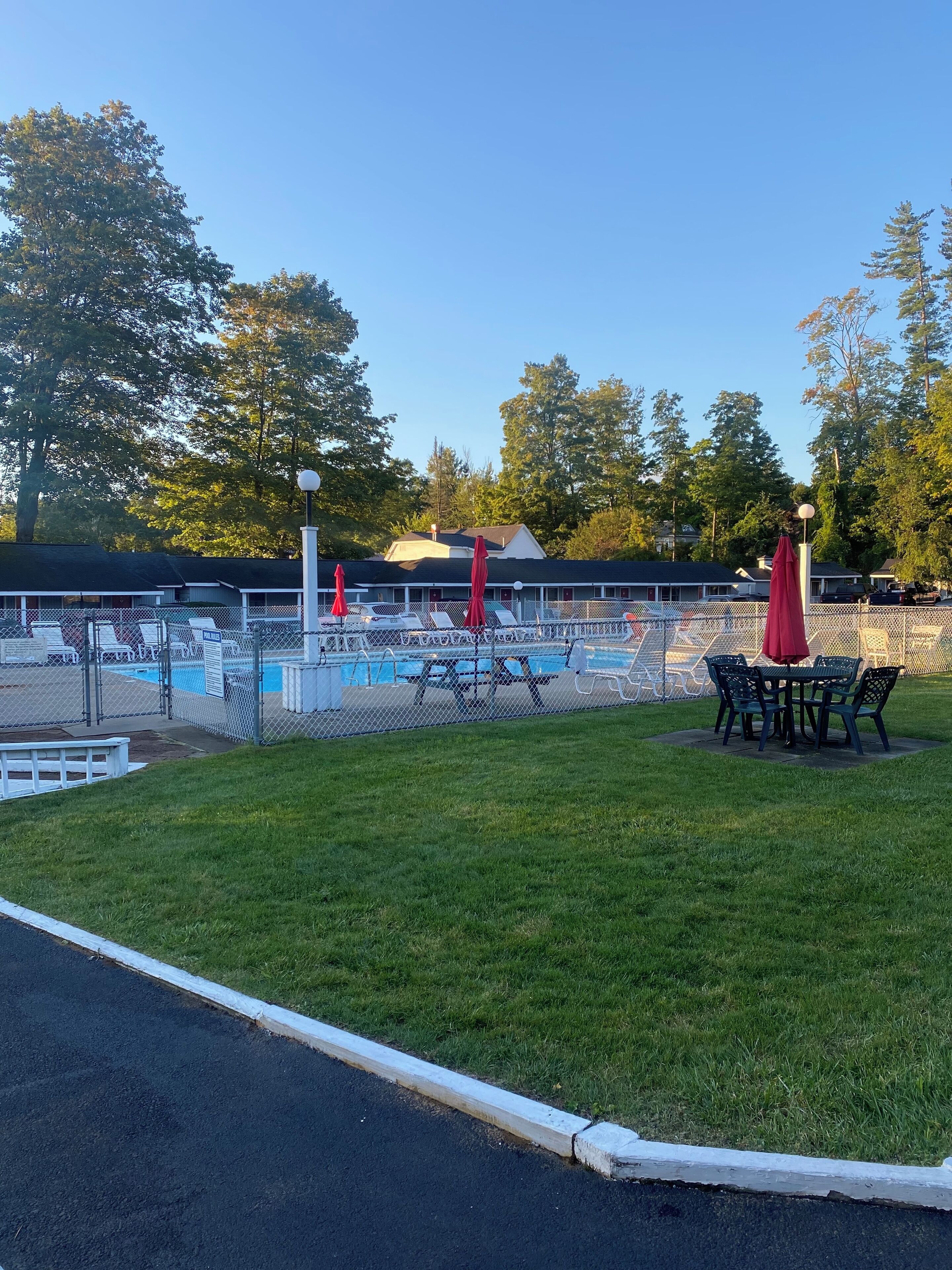 Foto - Barberry Court Motel &Cabins