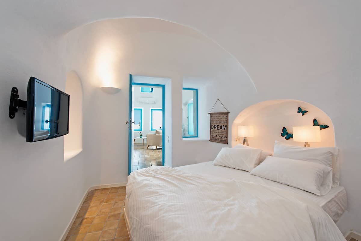 Executive Suite, Heated Tub | 1 habitación y ropa de cama de alta calidad