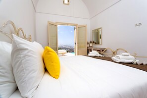 3 bedrooms, premium bedding, in-room safe, individually decorated