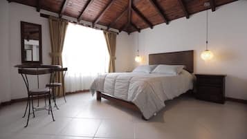 Double Room | Free WiFi