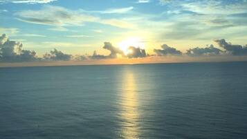 Apartment, 1 Bedroom 2 Baths , Kitchen, Oceanfront Corner | View from room