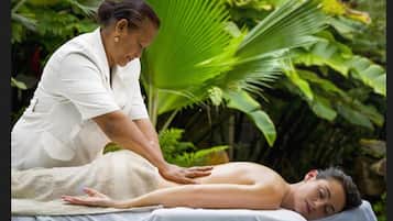 Salas para tratamentos a dois, massagens com pedras quentes