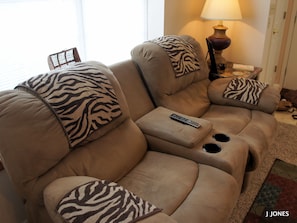 Romantic Condo, 1 King Bed | Living room | Fireplace