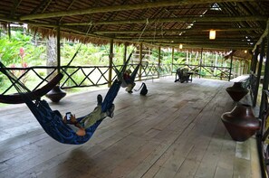 Interior - Explorama Lodge (Indiana)