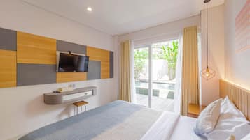 Deluxe Room, Pool Access | View from room