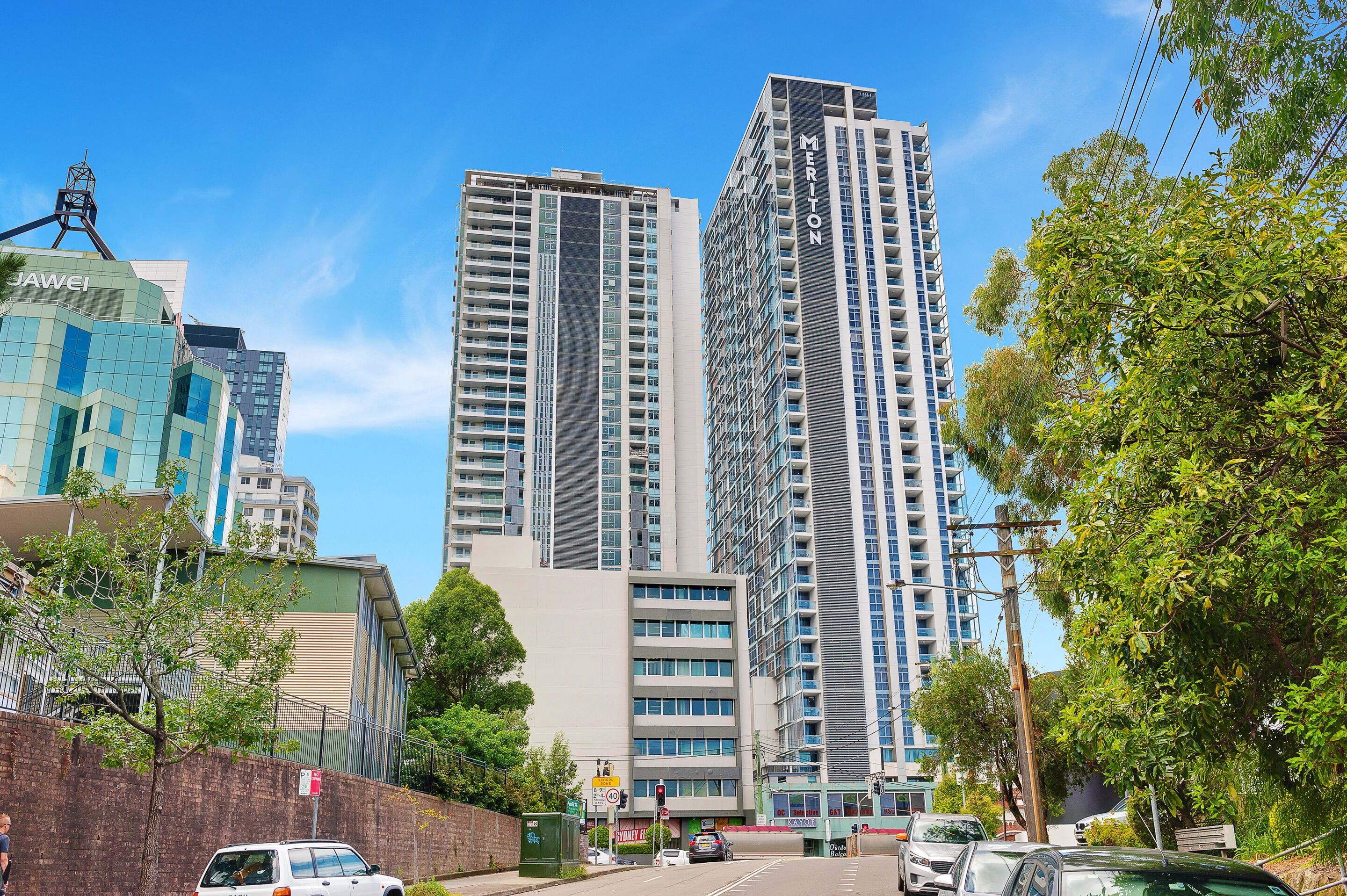 Meriton Suites Chatswood — image 25