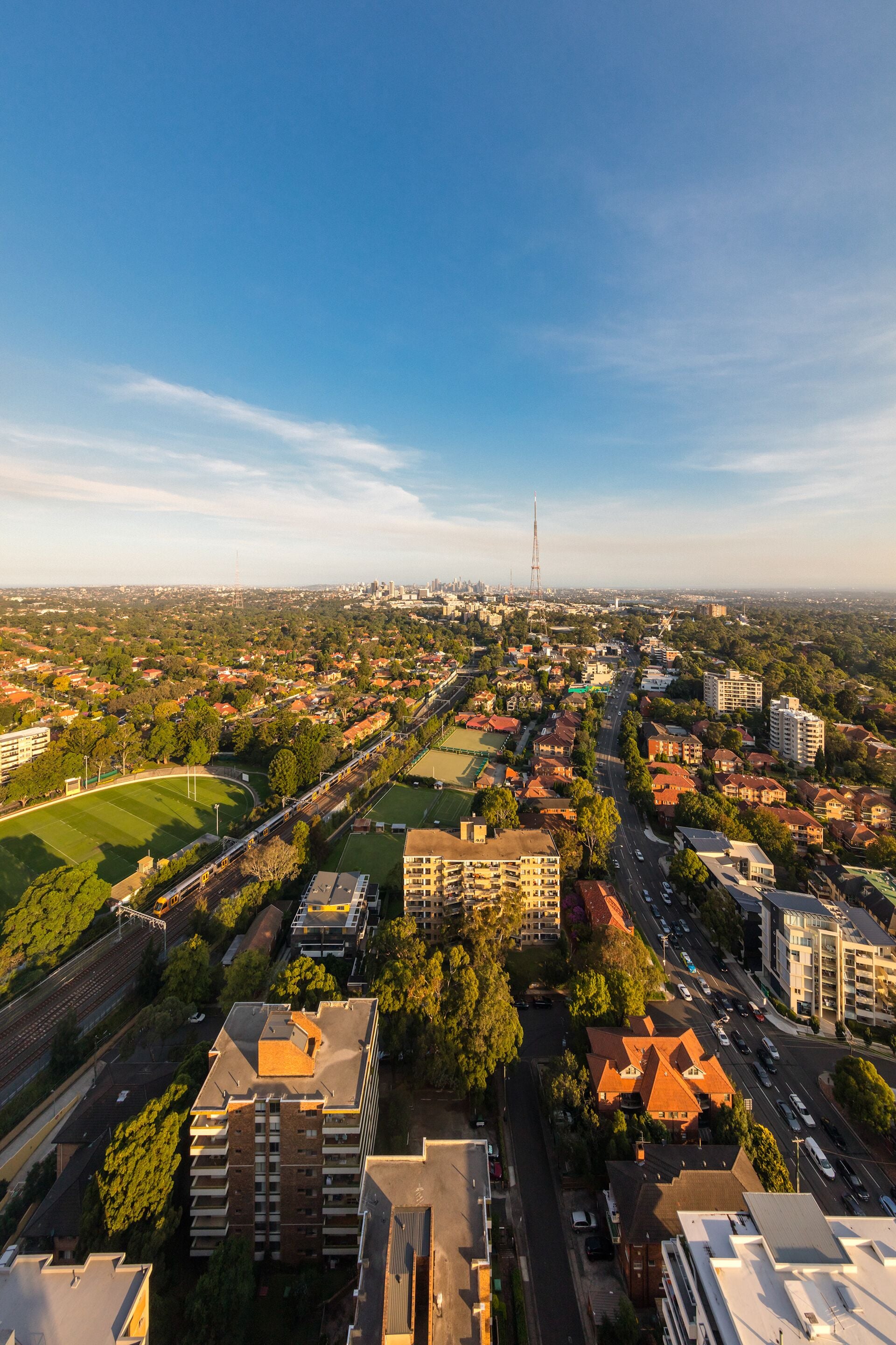 Meriton Suites Chatswood — image 21
