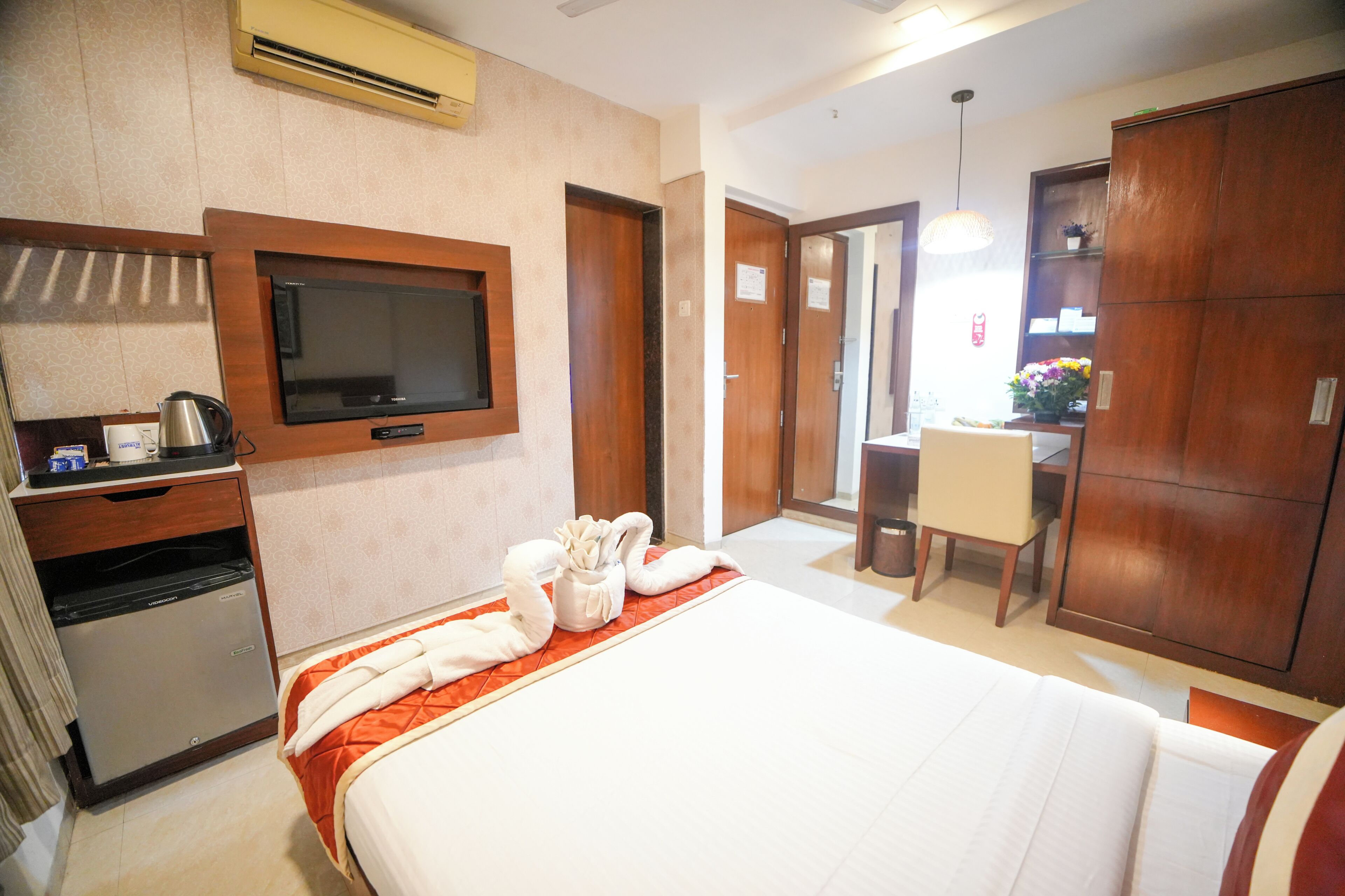 Chambre Standard | Literie de qualité supérieure, minibar, bureau