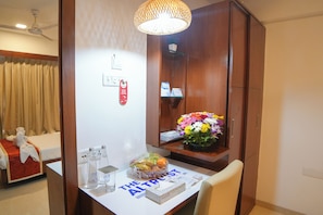 Standard Room - The Altruist Andheri Hotel (Mumbai)