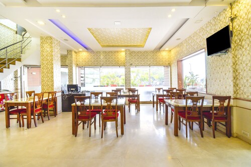 Fabhotel Satish Executive Hinjewadi