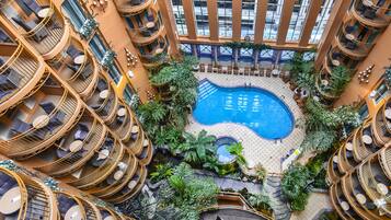 Piscine couverte