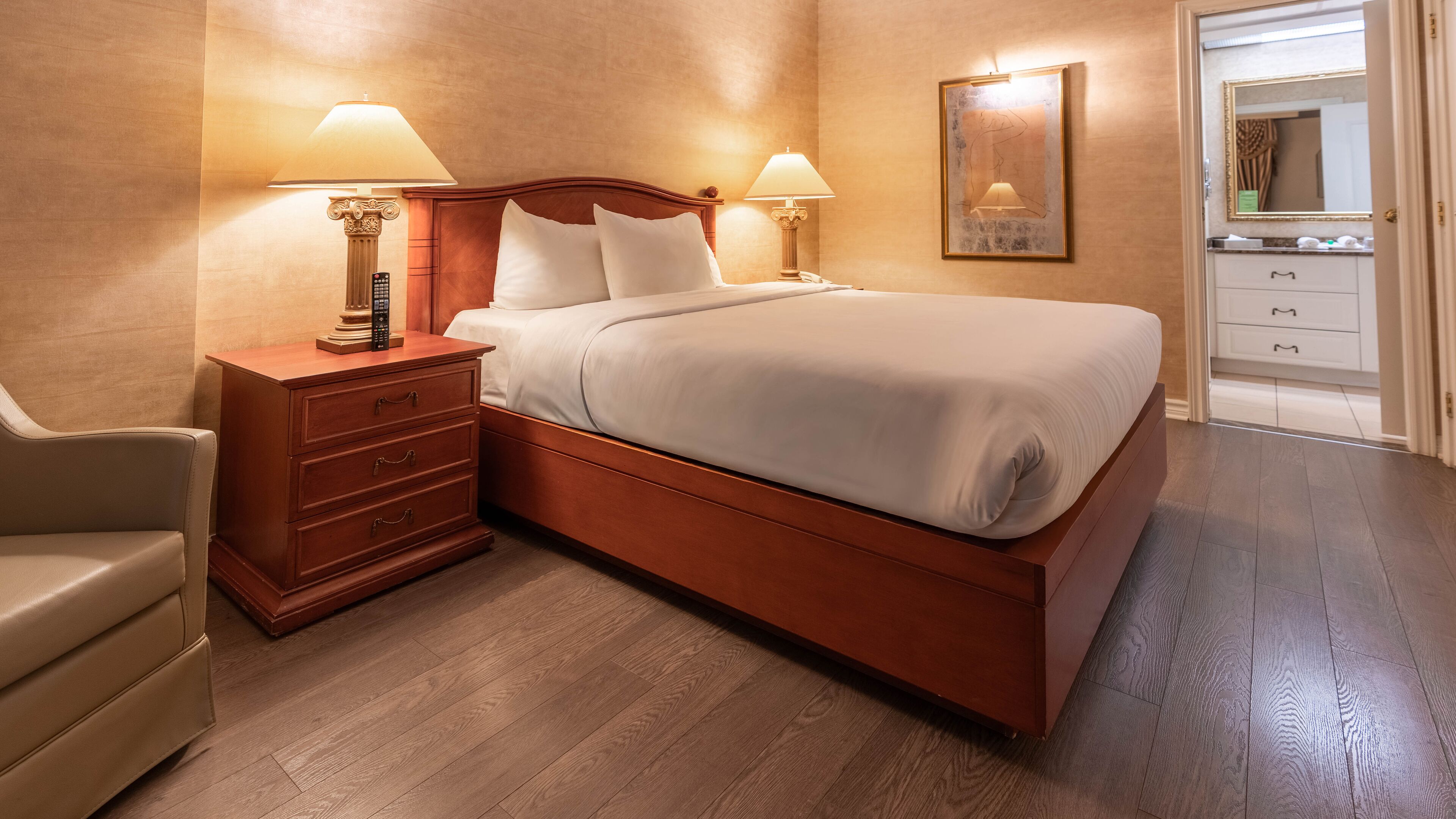 Suite, 1 Queen Bed and Sofa-bed (Interior) | Memory-foam beds, in-room safe, desk, blackout curtains