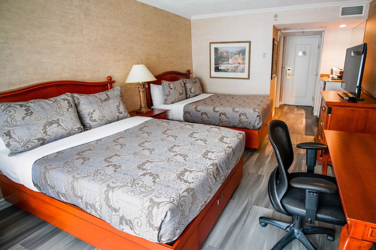 Classic Room, 2 Double Beds