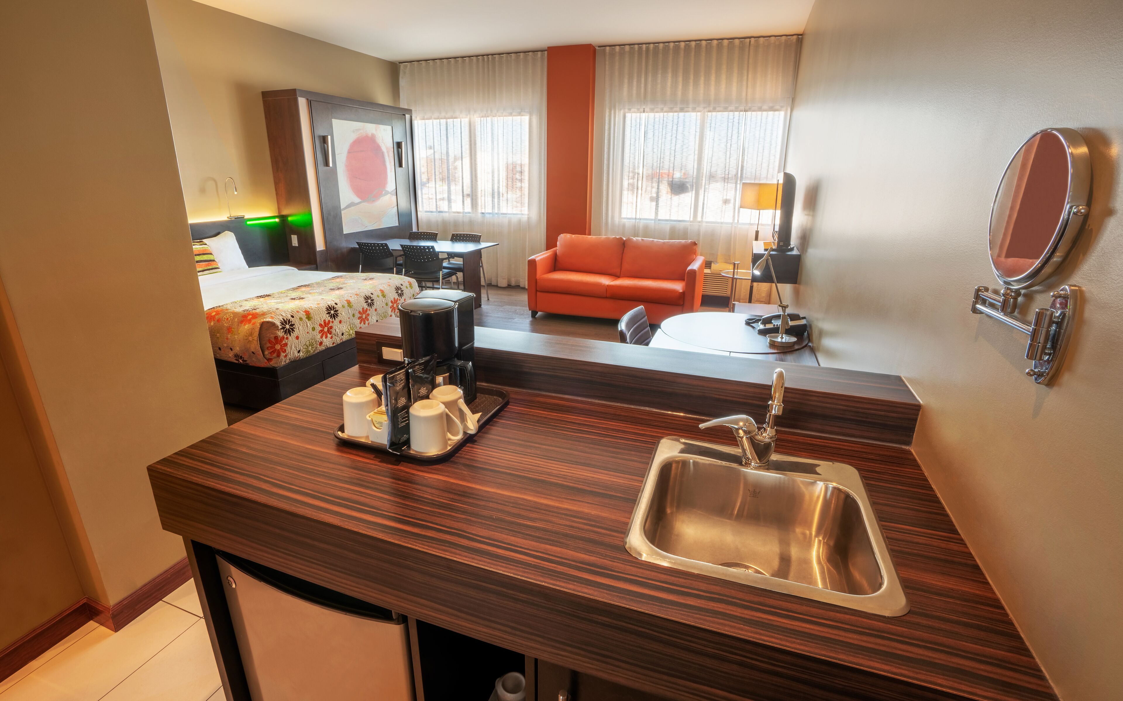 Foto - Hôtel Must Aéroport de Québec par JARO