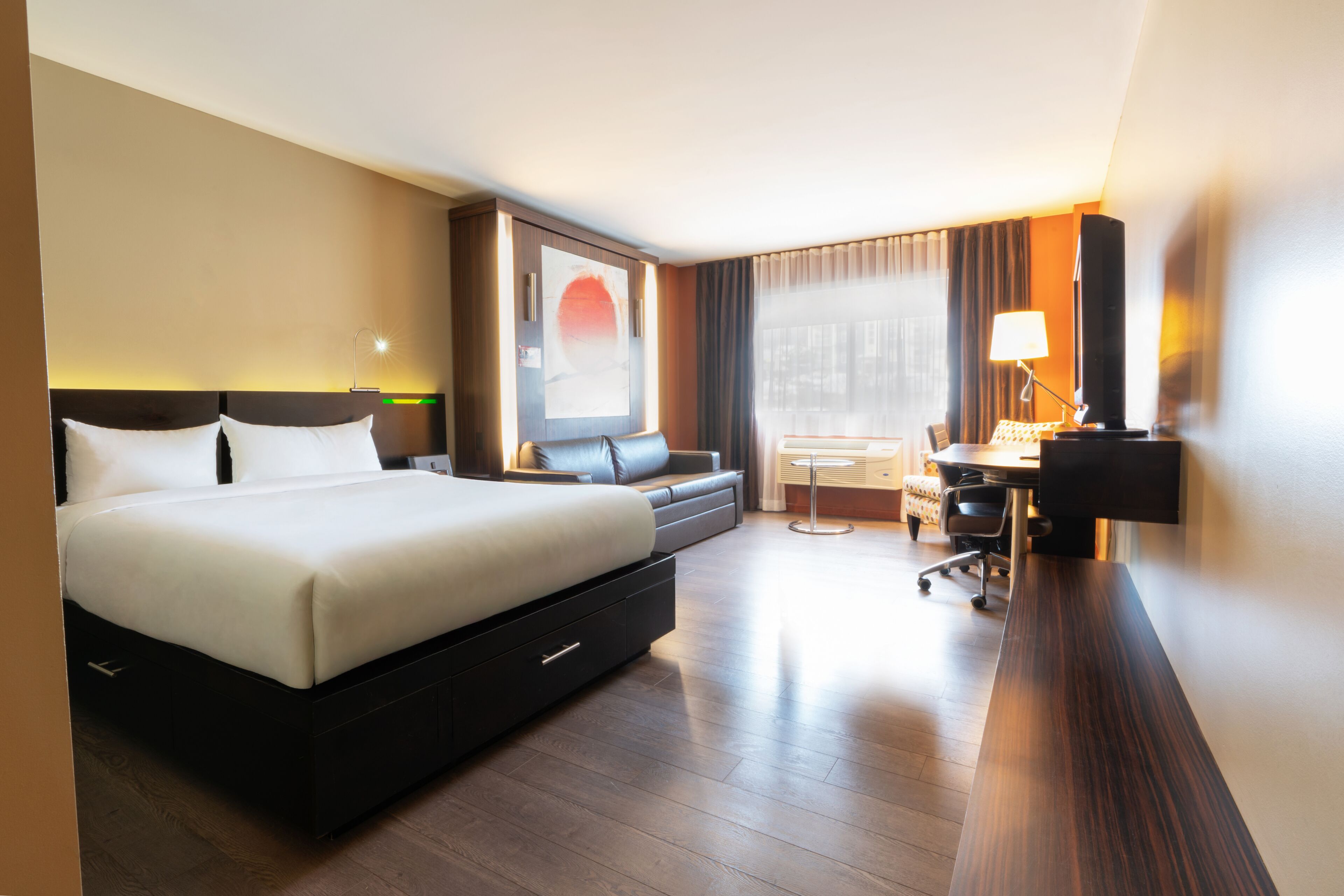 Classic Room, 1 Queen Bed and 1 Queen Murphy Bed | Memory-foam beds, in-room safe, desk, soundproofing