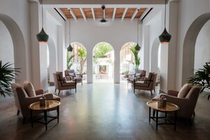 Sala de estar en el lobby