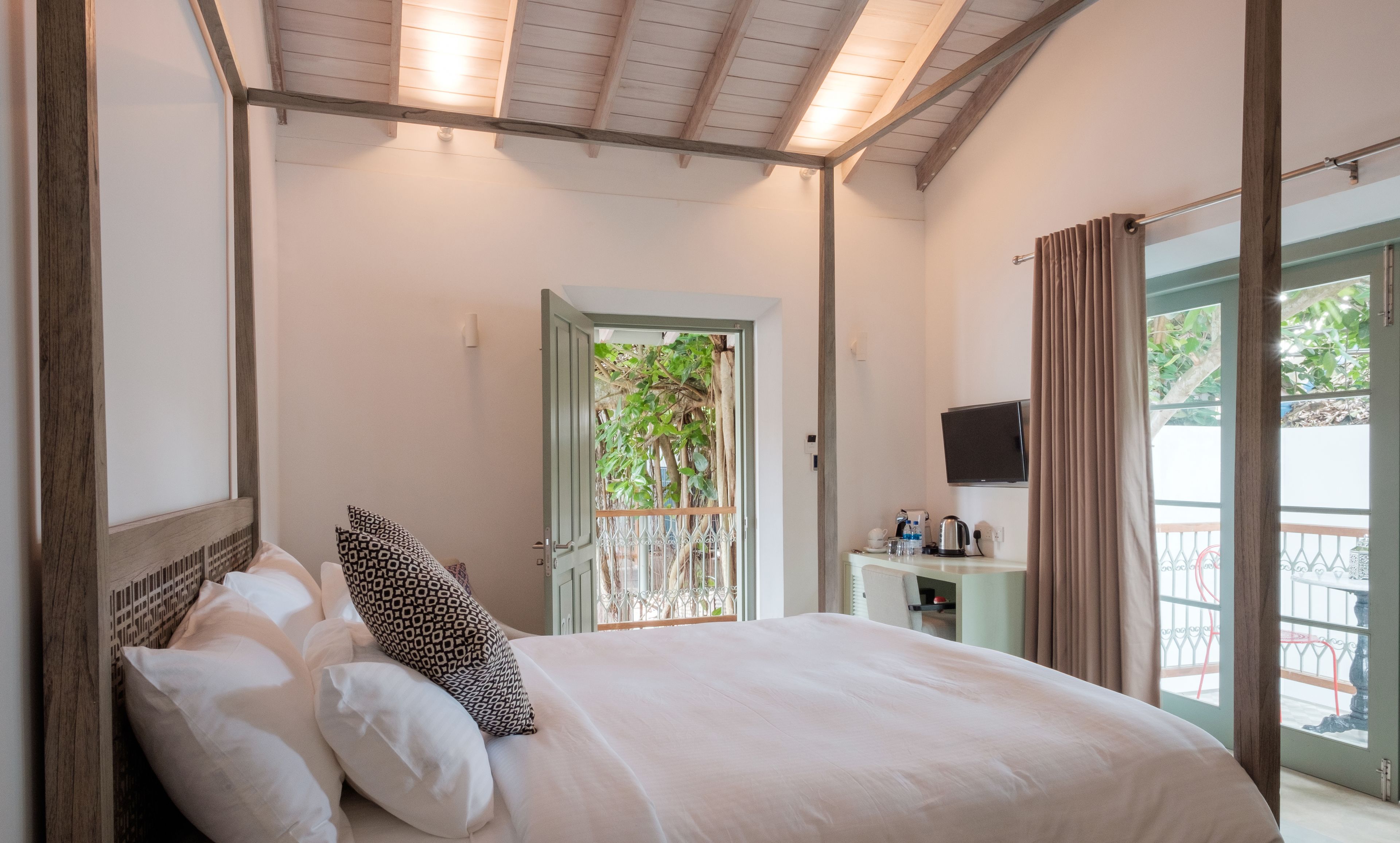 deluxe double room | view from room