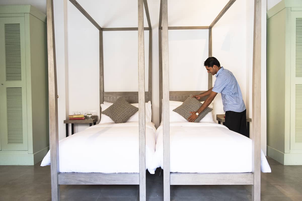 Minibar, in-room safe, desk, iron/ironing board (on request)