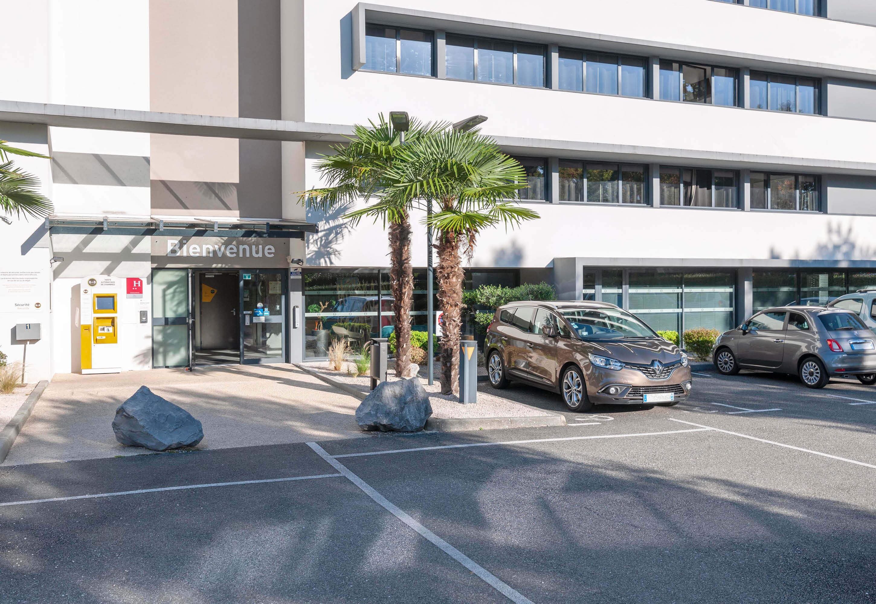 Entrée de l’hébergement