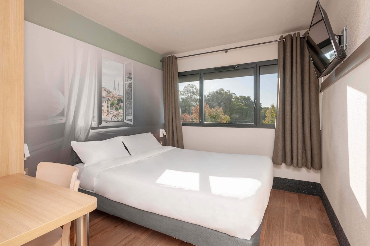 double room, non smoking | desk, soundproofing, free cots/infant beds, free wifi