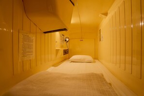 Capsule Room, Men Only | Free WiFi, bed sheets