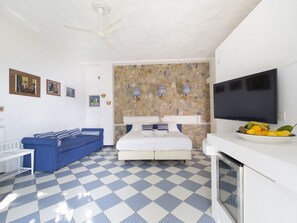 In-room safe, blackout curtains, iron/ironing board, free WiFi - I Giardini Dei Sensi (Positano)