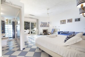 In-room safe, blackout curtains, iron/ironing board, free WiFi - I Giardini Dei Sensi (Positano)
