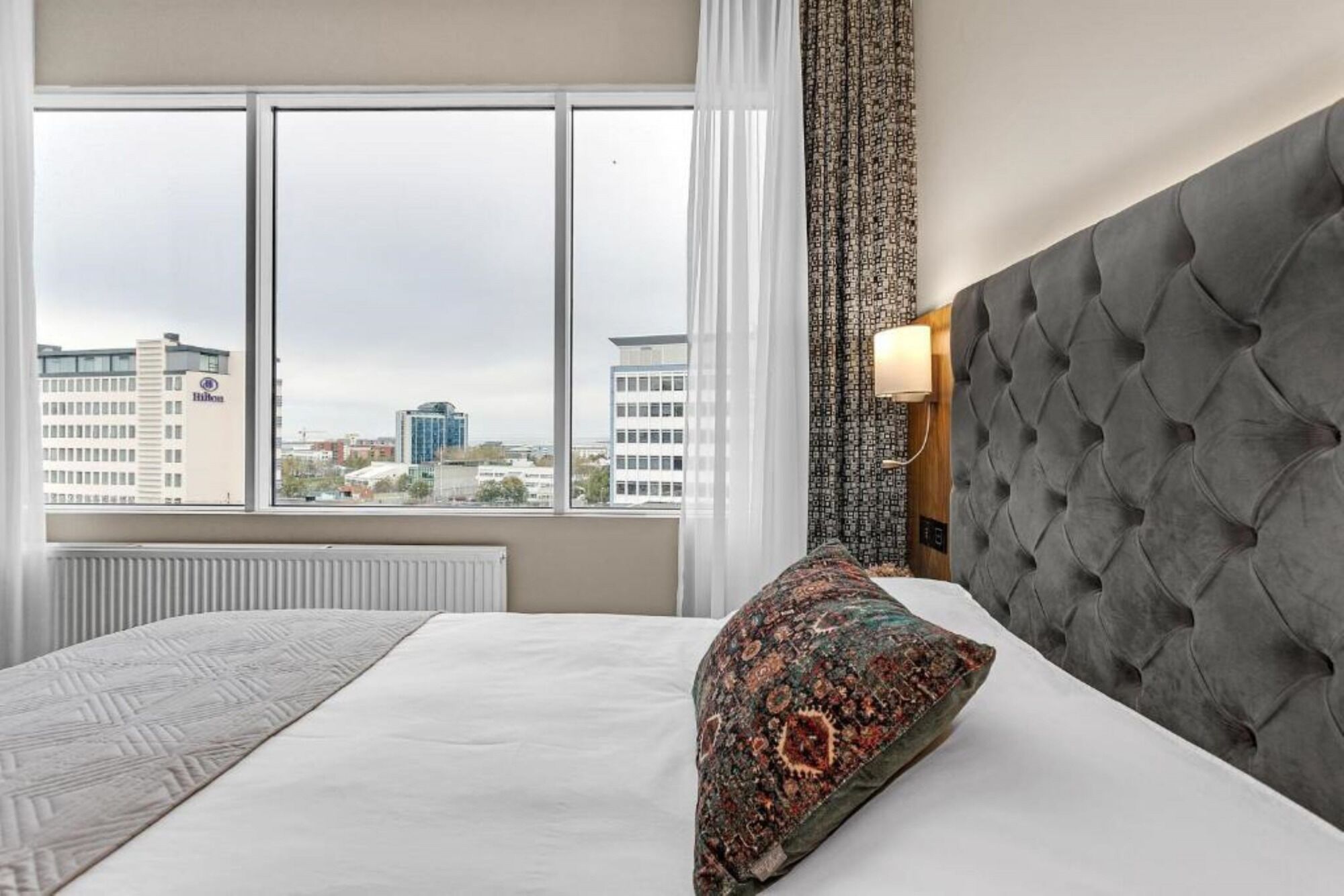 deluxe double room | room amenity