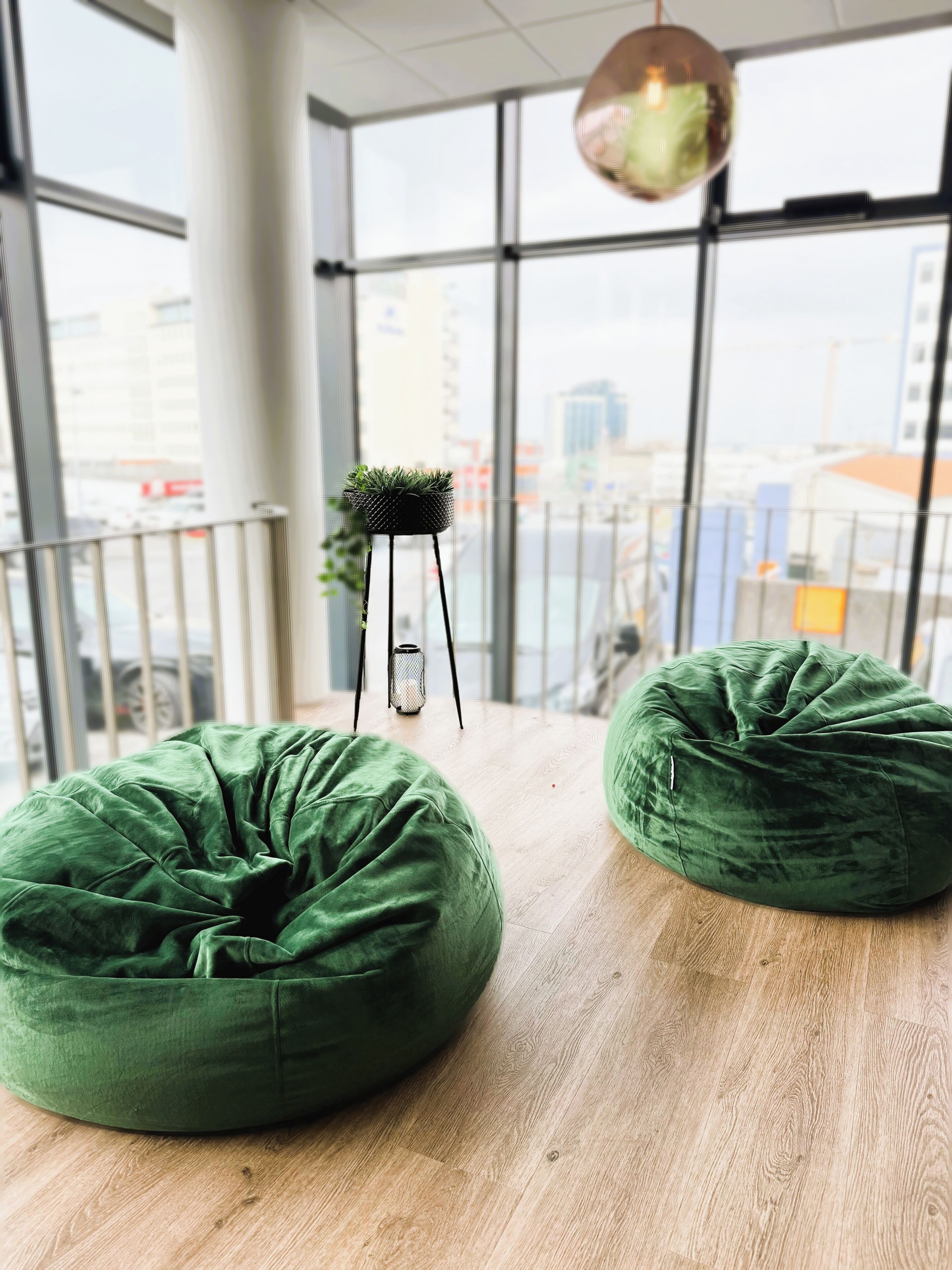 40-inch lcd tv with satellite channels, tv