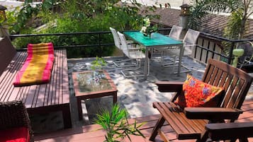 Family Suite with Balcony | Terras