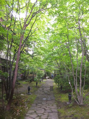 Courtyard - Kinugawa Park Hotels Park Cottage (Nikko)