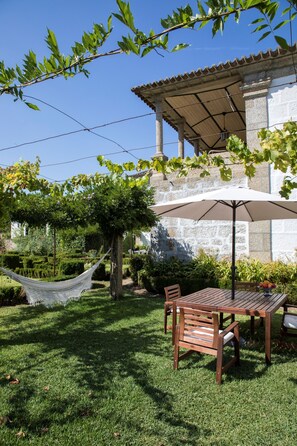 Garden - Casa do Ribeiro (Guimarães)